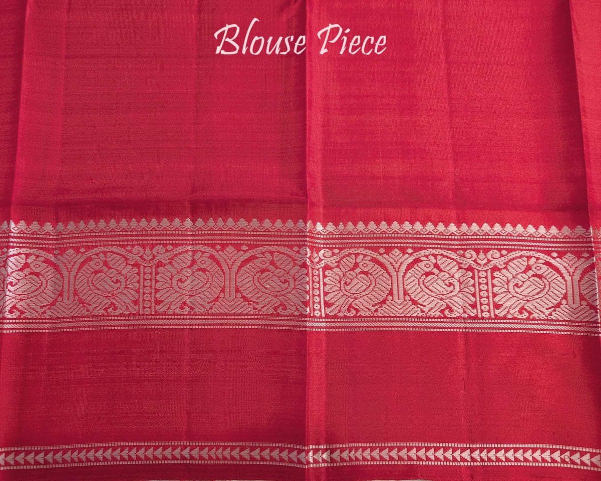 White red Kanjivaram silk saree blouse view without zari