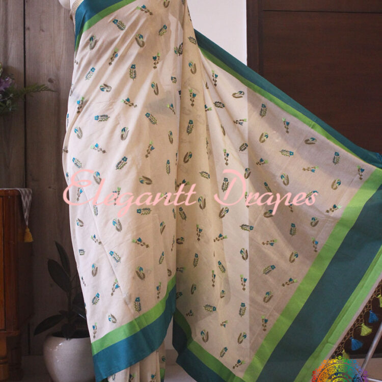 Off White Pure Cotton Floral Embroidery Saree